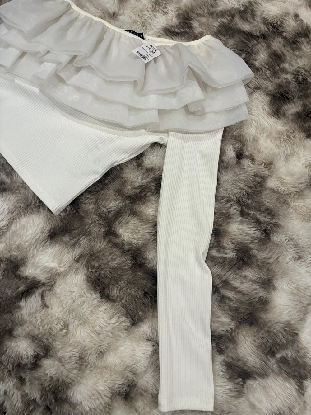 AKIRA White One-Shoulder Ruffle Ribbed Crop Top - Picture 5 of 6